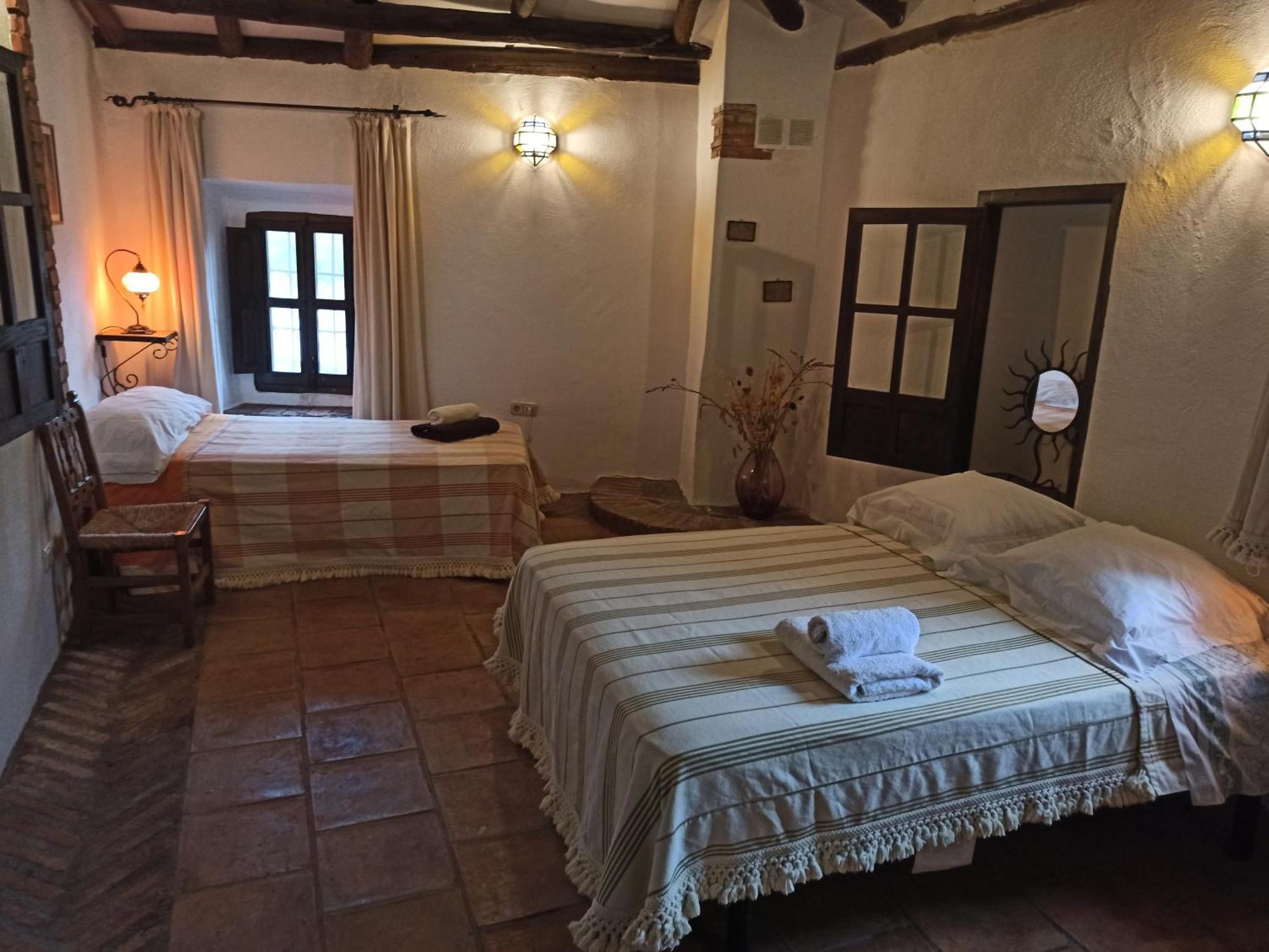 Hotel Rural Alqueria de los lentos Nigüelas Habitación foto